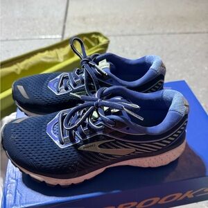 Women’s Brooks Ghost 12